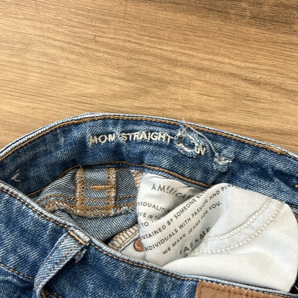 American Eagle Comfort Stretch Waistband Mom Straight Jean Size 000 Regular - Picture 5 of 6